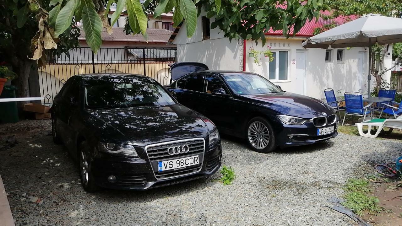 ホテルCasa Gherghisan コスティネシュティ エクステリア 写真